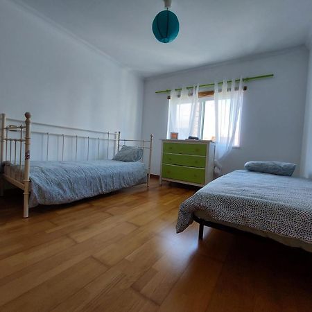 فيلا A Family House In Santa Cruz, Torres Vedras Silveira  المظهر الخارجي الصورة